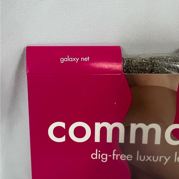 Brand New Women’s Small Black Galaxy Net Commando Tights - Picture 5 of 6